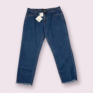 NWT Missguided Wrath Mid Rise Clean Cut Hem Jeans